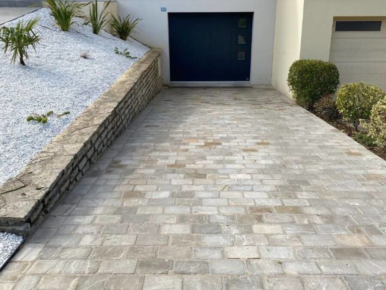 Pavage d'une descente de garage